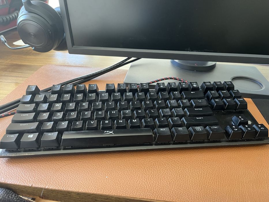 Teclado mecânico gaming - HYPER X alloy FPS PRO TKL64738680253442122