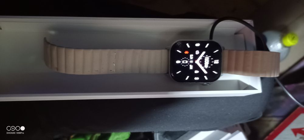 Часы  Proove amoled.
