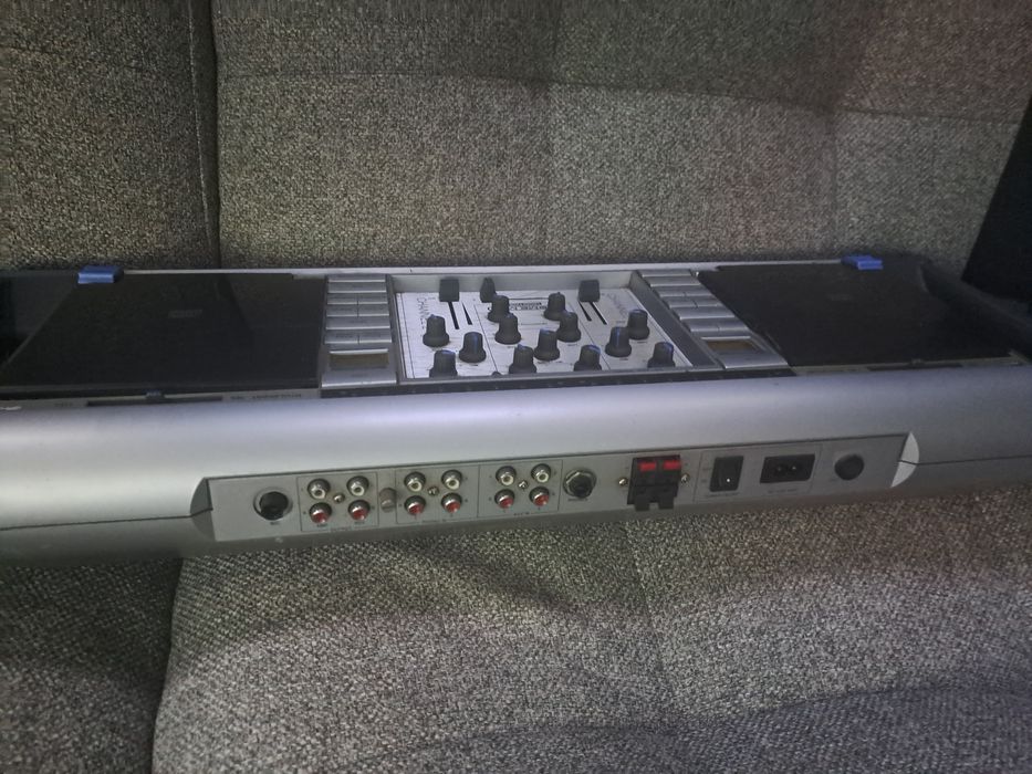 Leitor antigo  2 cds