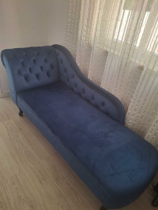 Vendo conjunto de 7 cadeiras em cor cinza e azul e 1 Chaise Longue azul