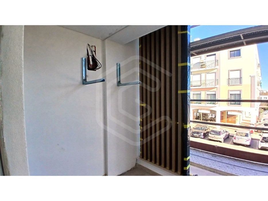 2-Bedroom Apartment in the Center of Almancil.