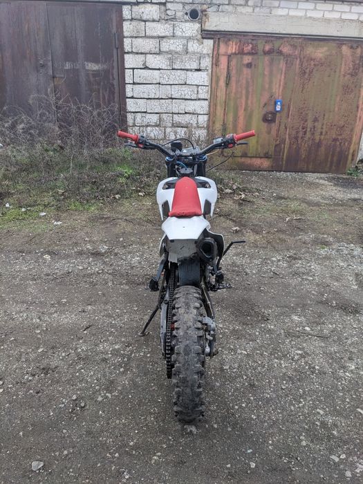 Продам ендуро мотоцикл geon 250 4T 2018