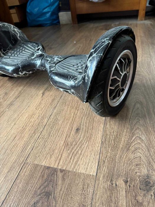Hoverboard thunder style