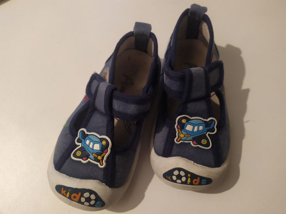 Buty kapcie,