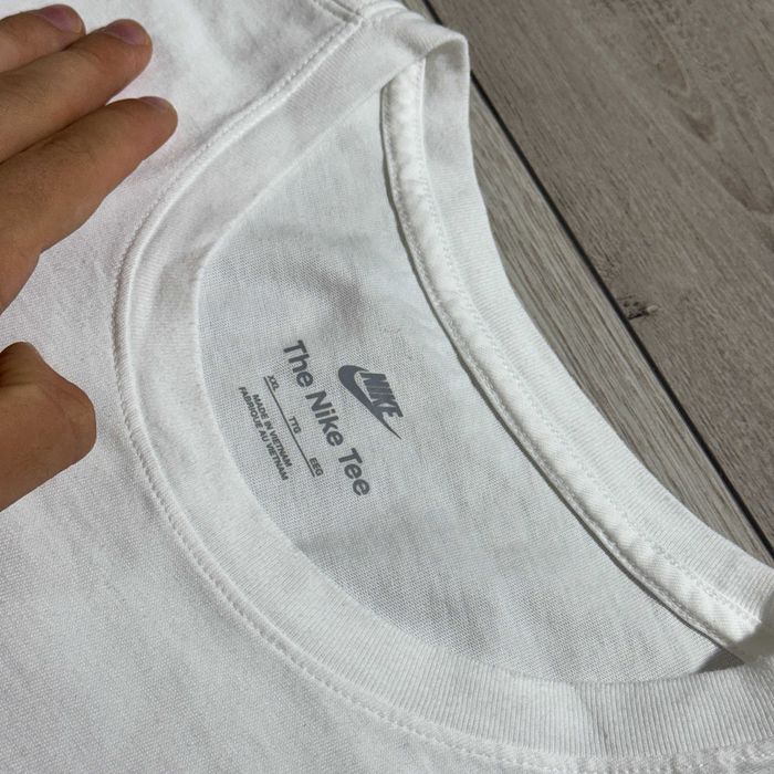 Нова Біла Класична Футболка Найк Nike The Nike Tee, розмір факт 3XL