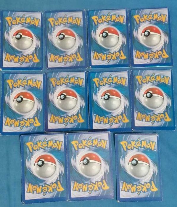 Conjunto de 71 Cartas Pokémon (Reprodução/Não Originais)