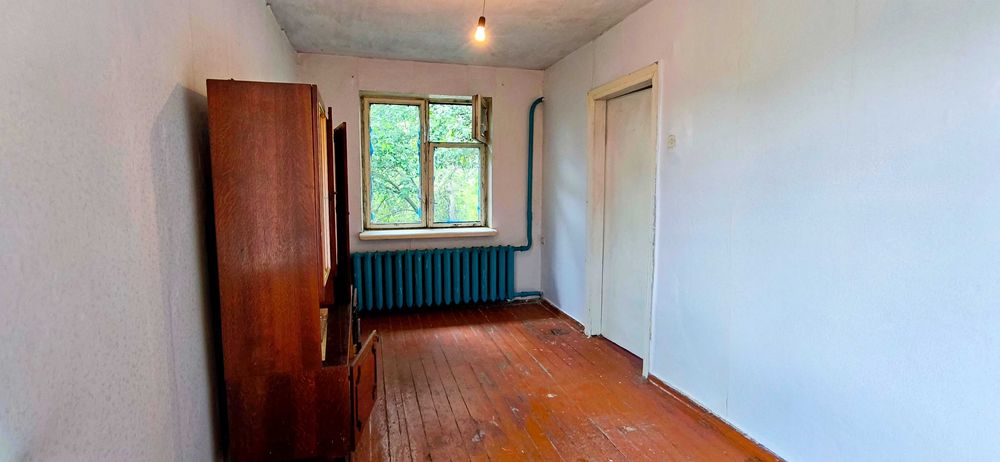 КУПУЙТЕ трикімнатну квартиру в центрі села Катюжанка!