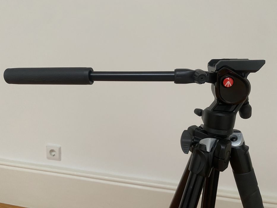 Tripé manfroto 290 light