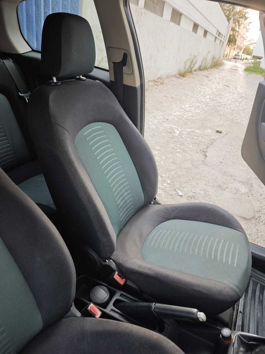 Fiat Grande Punto 1.2 Dynamic (12/2007) 130000Km comprováveis