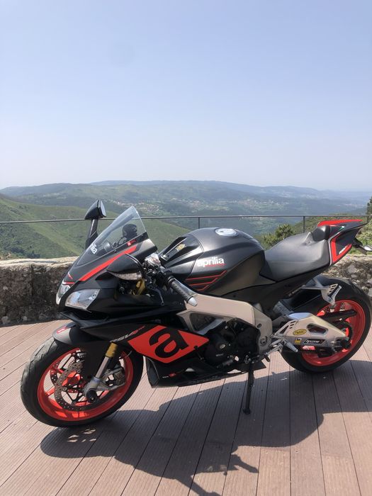 Aprilia RSV4 RR 2017