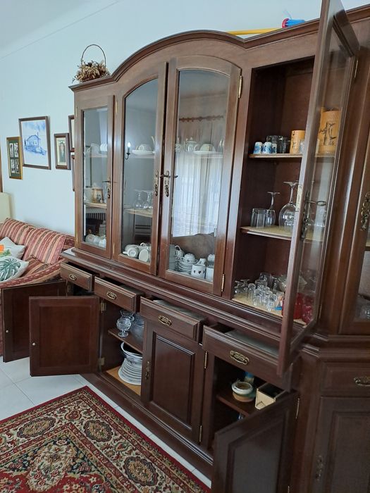 Venda de recheio de moradia