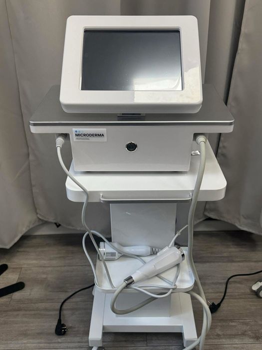 Microderma fraction urzedzenie do radiofrekwencji mikroigłowej