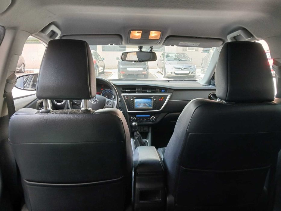Toyota Auris Touring Sports