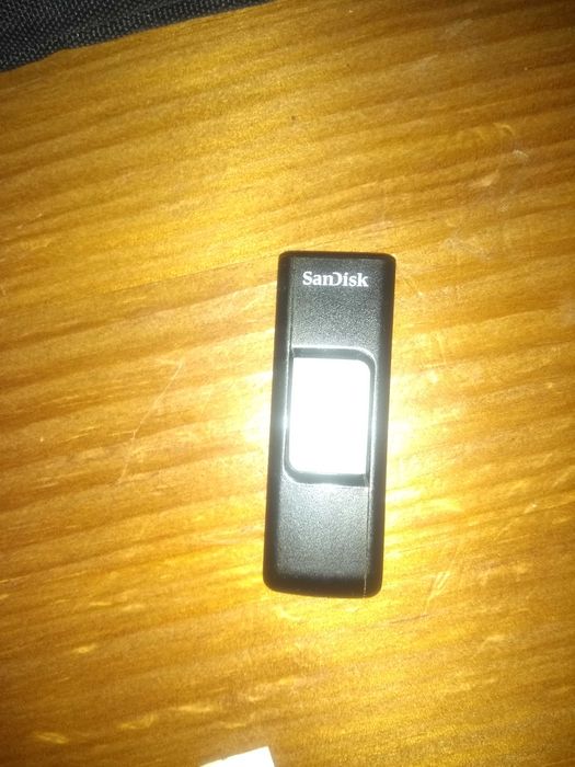 Pen Drive 8GB sanddisck