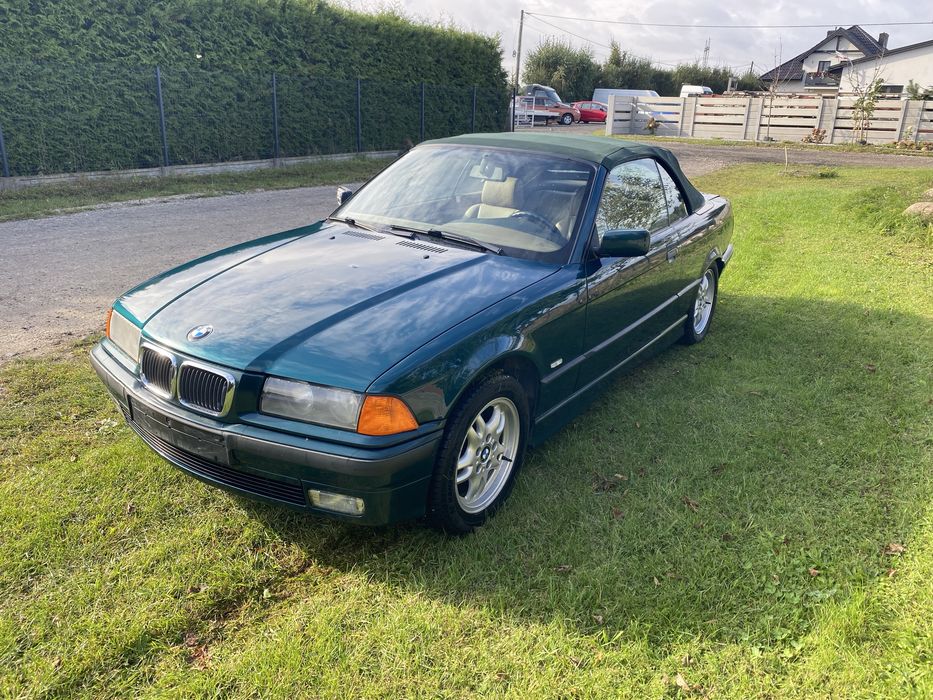 Bmw 318i.  Zero rdzy. Austria. Skóry. Oryginal