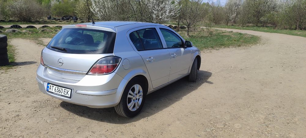 Продається Opel astra h 1.4 бензин