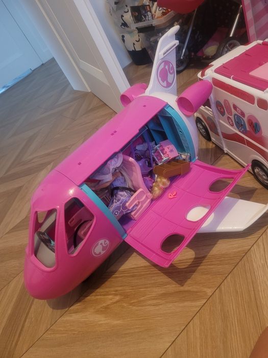 Zestaw barbie domek, kampery samolot