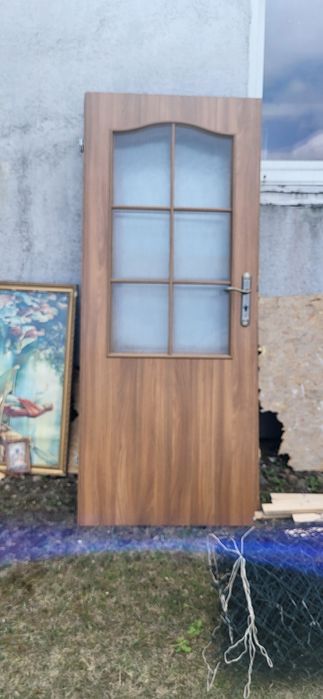 Drzwi 80, używane w dobrym stanie
