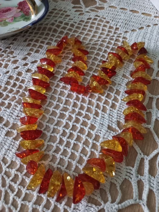 Bursztynowe korale naszyjnik z czasów PRL-u