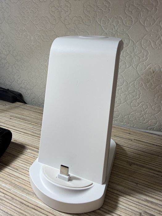 Безпроводное зарядное устройство, для телефона, часов,наушиков