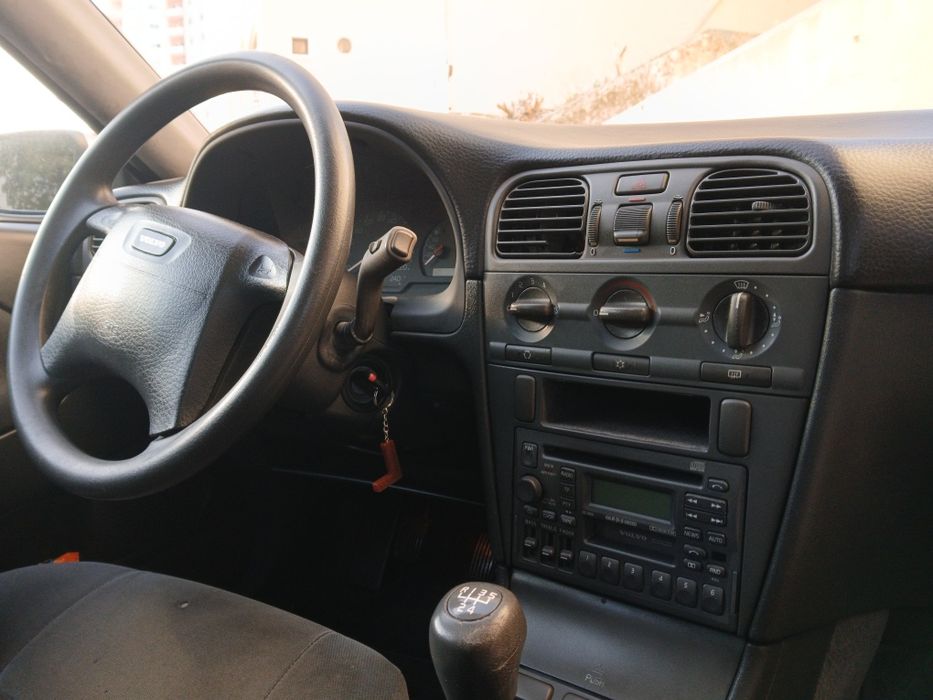Volvo V40 — fotografia 11