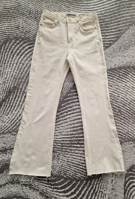 Spodnie jeans "Bershka ".