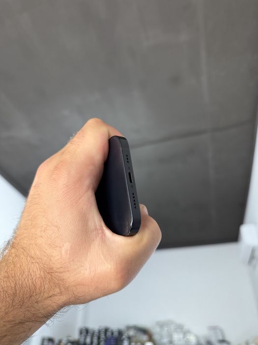 Apple Iphone 12 64 gb Neverlock 94% айфон 12