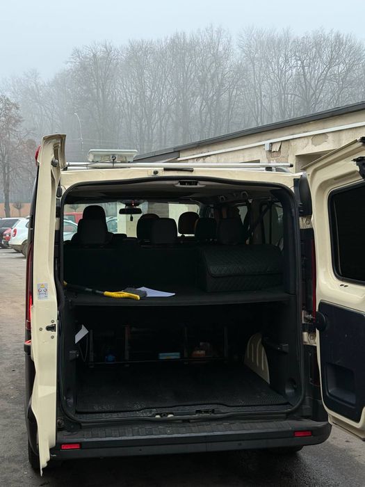 Продам Опель віваро пасажир максі база