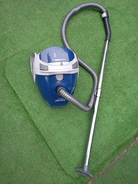 Odkurzacz niebieski Zelmer Odyssey ZWC 305.01 bez kabla!