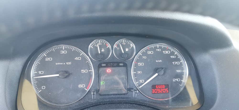 Peugeot 307 1.6 hdi 90km 2006 rok