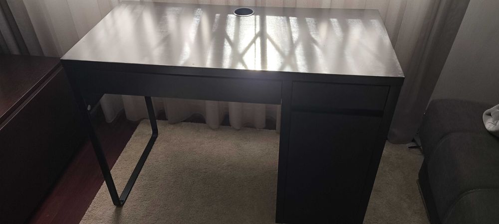 Secretária IKEA MICKE