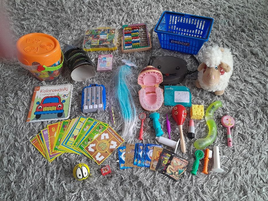 zestaw zabawek dla dziewczynki