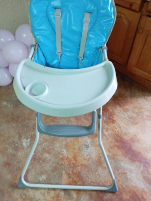 Cadeira de comer para criança