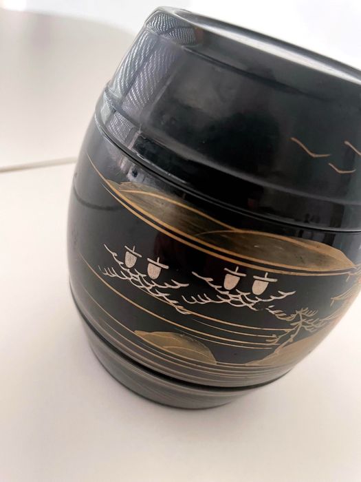 Taça de sopa japonesa lacada