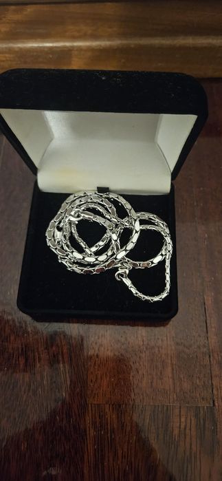 Conjunto de colar e pulseira
