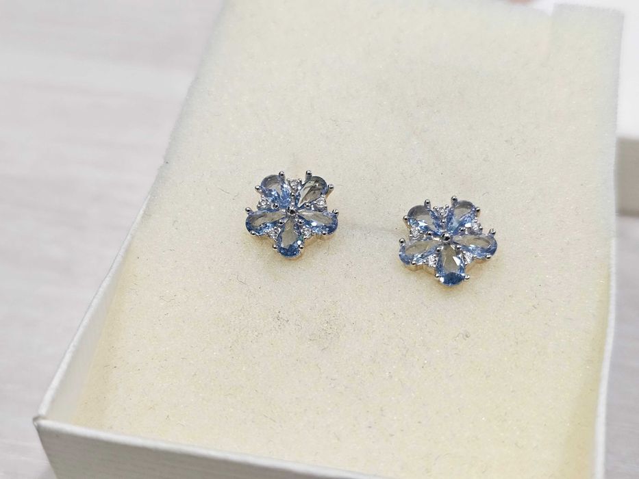 Kolczyki złote kwiatuszki z błękitnych oczek PR 585