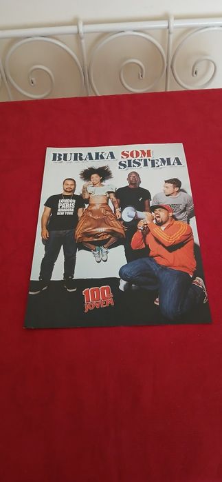 Poster Buraka Som Sistema, novo