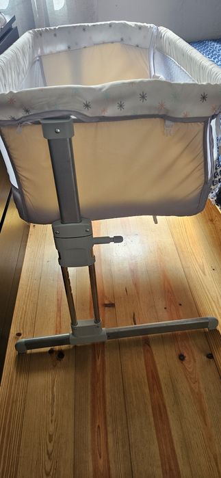 Cama de bebé ( next to me )