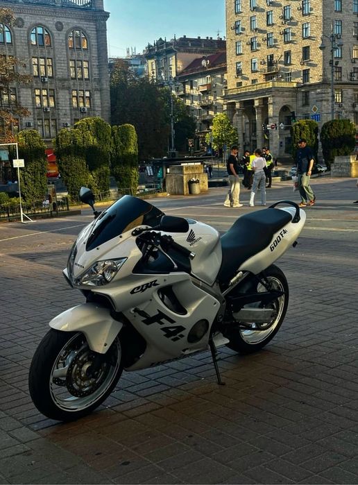 Honda cbr600 f4i