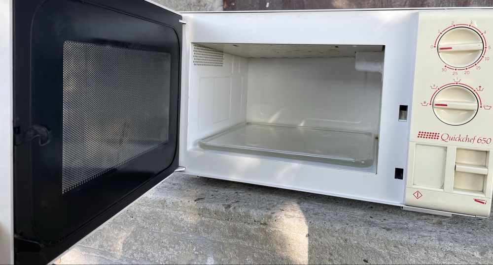 Mikrofala 650w FRANCE