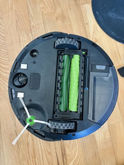 iRobot Roomba i5 Combo + nowe części