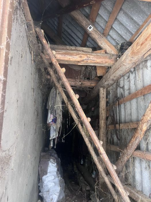 Продається маленький будинок у с. Сухий з двома ділянками