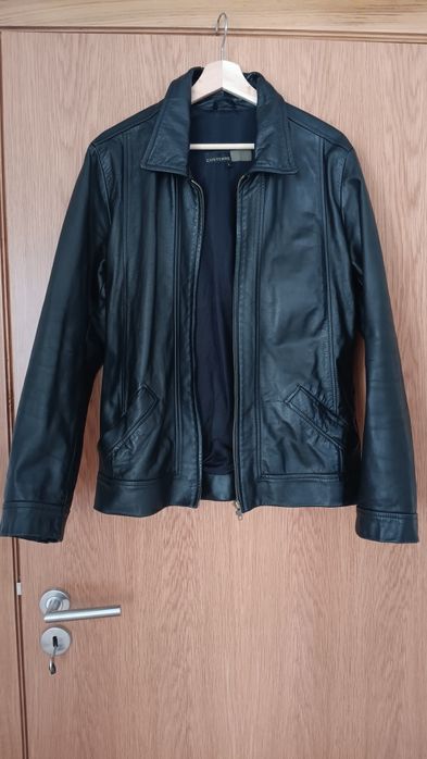 Casaco preto em pele