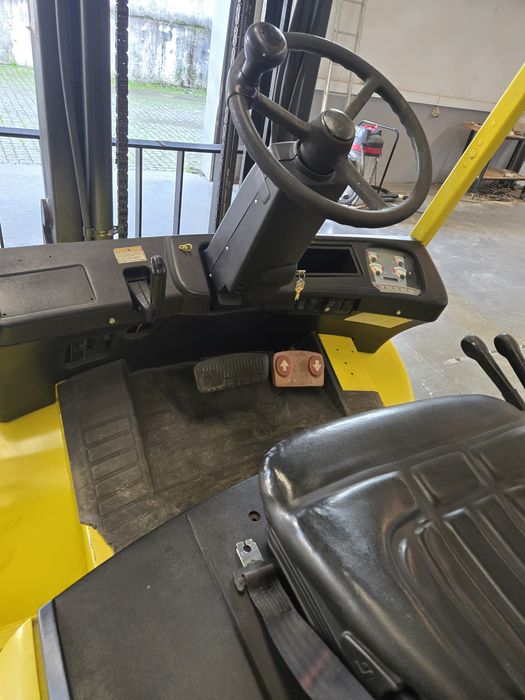 Empilhador Hyster 4000KG