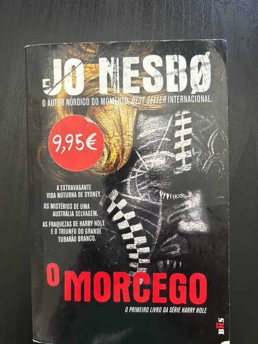 Livro de bolso 'O Morcego'