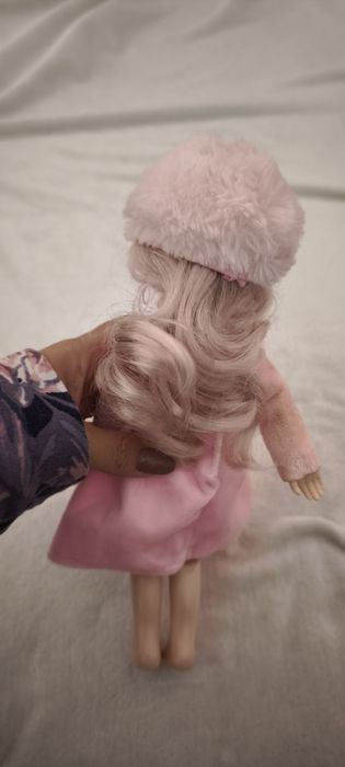 Boneca vestido rosa