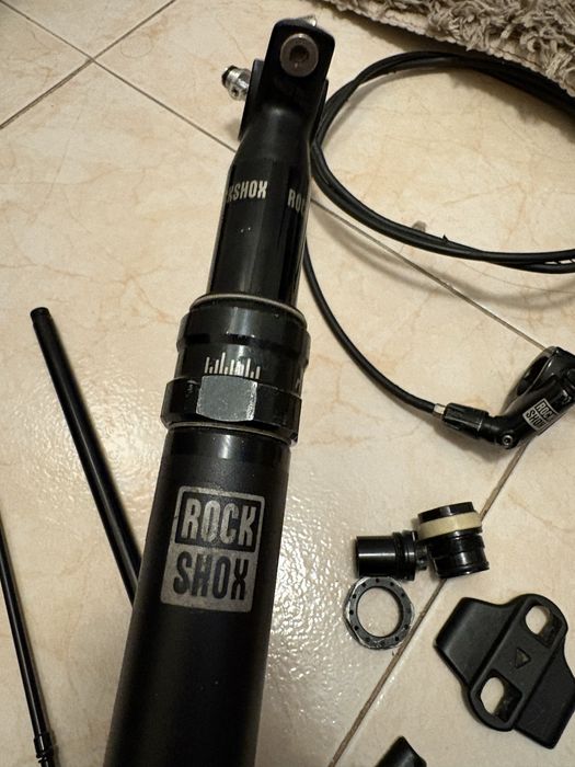 Espigão telescópico RockShox Reverb 31.6mm 440mm (completo)