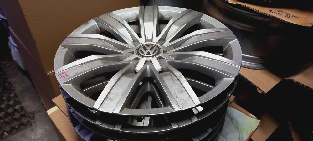 Kołpaki samochodowe 17" oryginalne AUDI / VW - komplety i sztuki