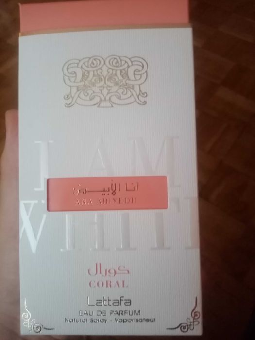 Lattafa Ana Abiyedh Coral woda perfumowana unisex 60 ml (dwukrotnie użyta)