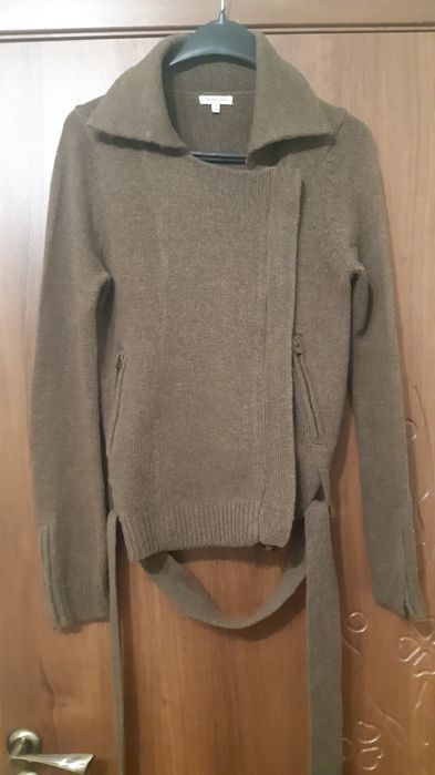 Кофта в'язана Massimo Dutti.
